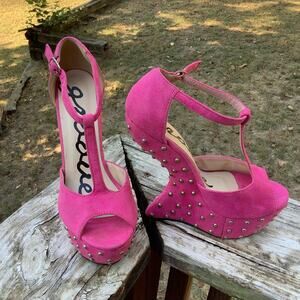 Groove Dark Pink Studded Heelless Platform T-Strap Illusion 6.5" Heels Size 8